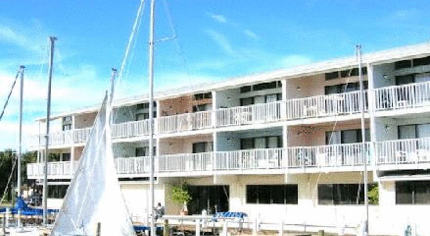 Cedar Cove Beach And Yacht Club Aparthotel ซีดาร์คีย์ ภายนอก รูปภาพ